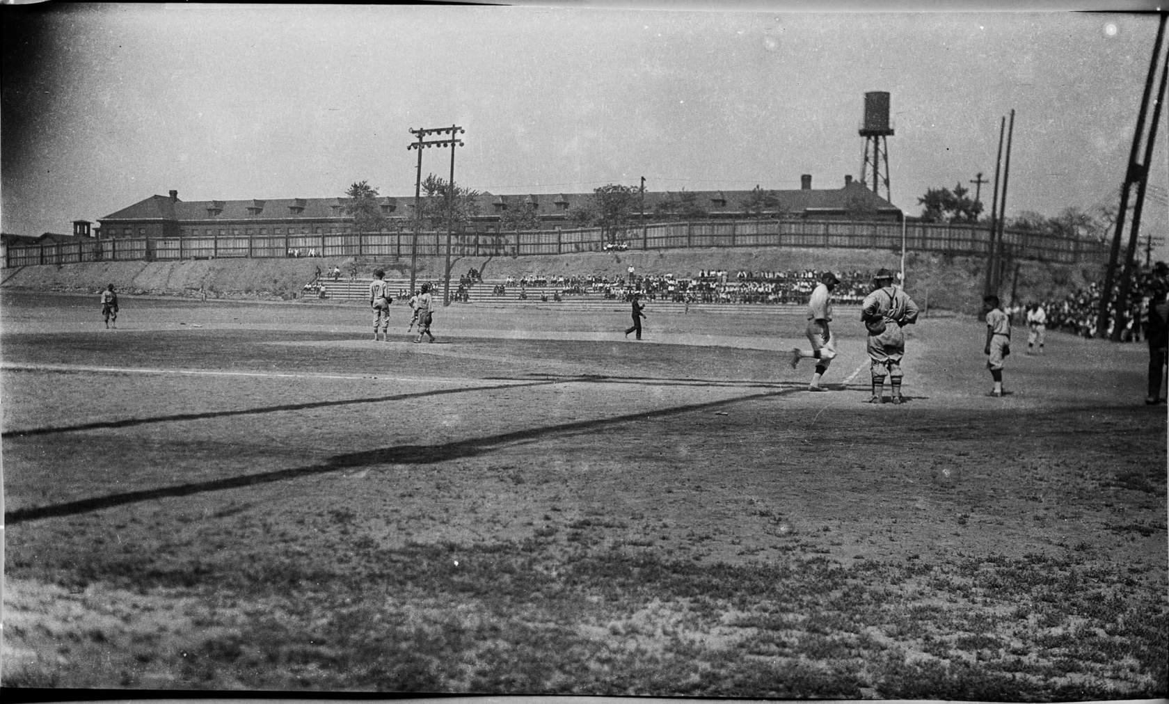 Baseball game, possibly with Pittsburgh Crawfords on the field, with