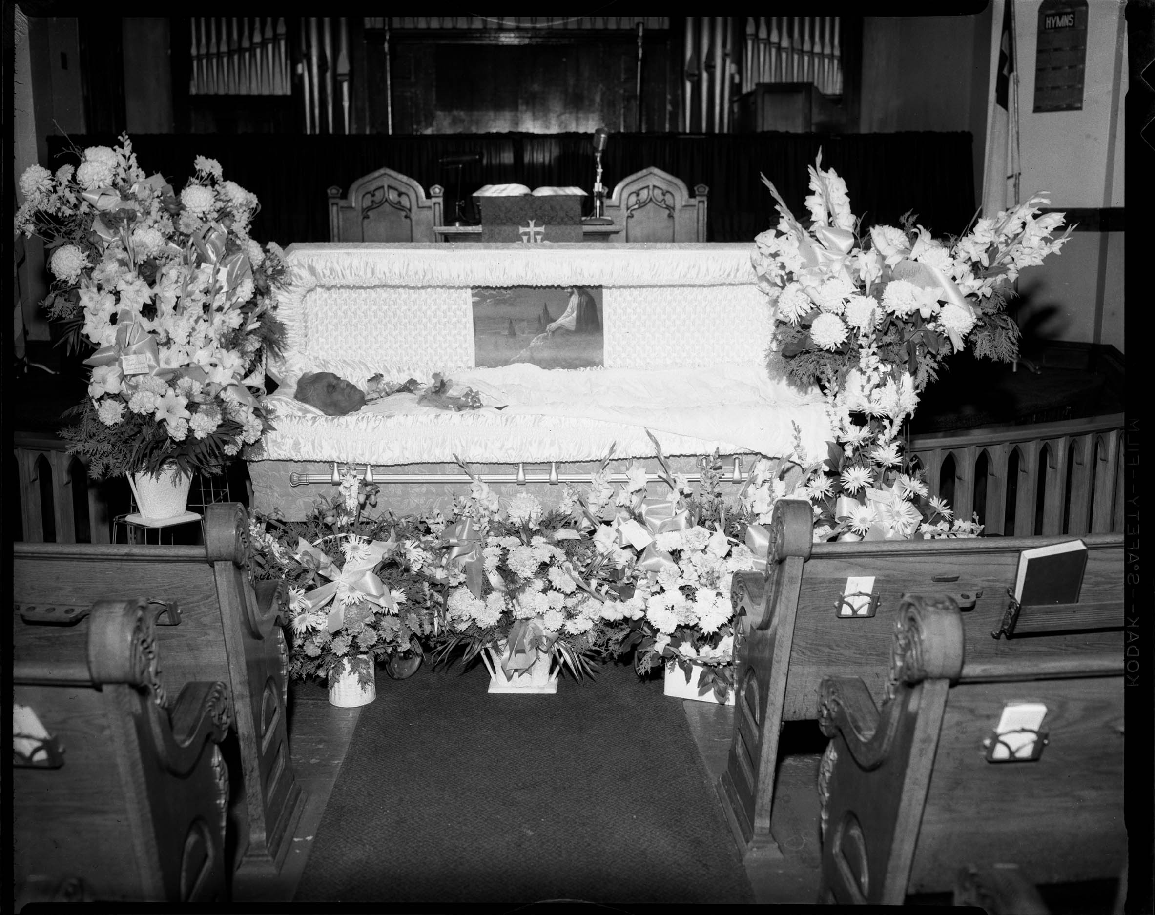 Deceased Liberty German Open Casket - lv16oyt