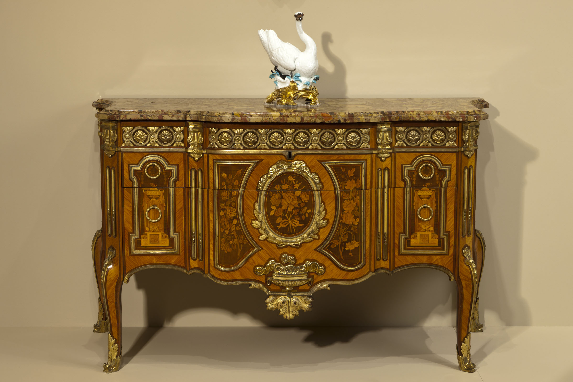 Chest of drawers CMOA Collection